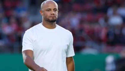 开云体育在直播-将惨案踢成了系统局，凯恩补时绝杀救己救“仁”